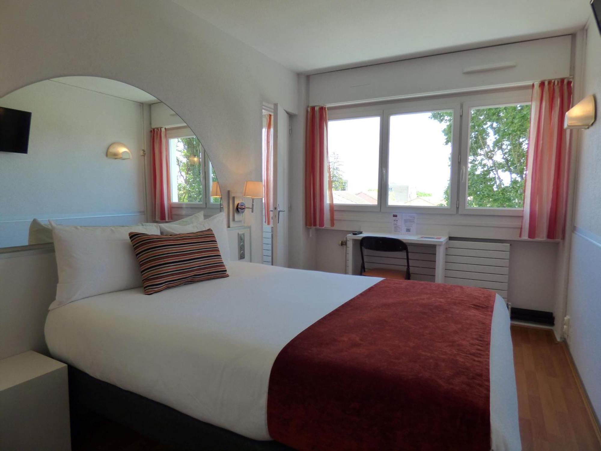Cit'Hotel Escatel Mâcon Esterno foto
