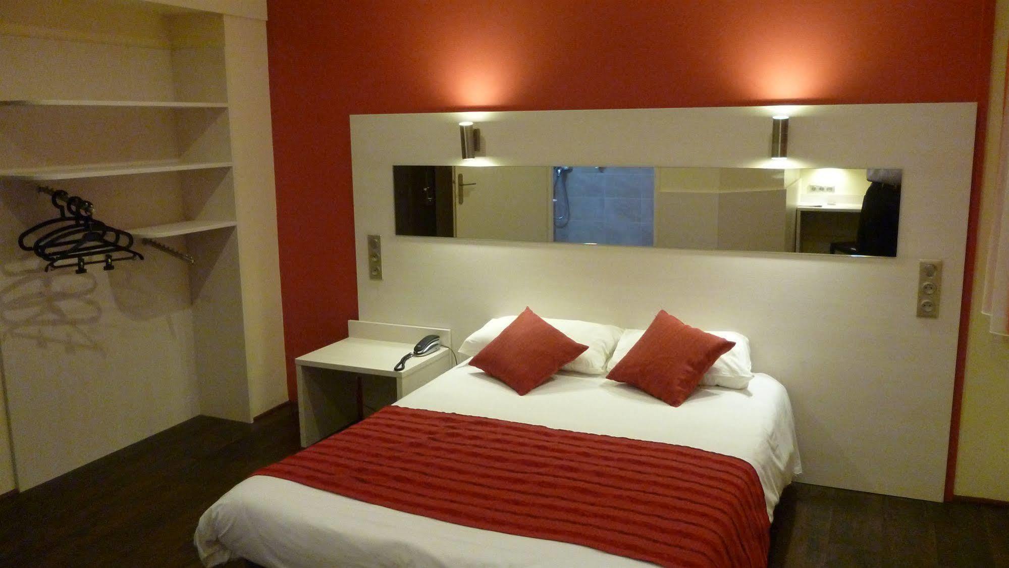 Cit'Hotel Escatel Mâcon Esterno foto