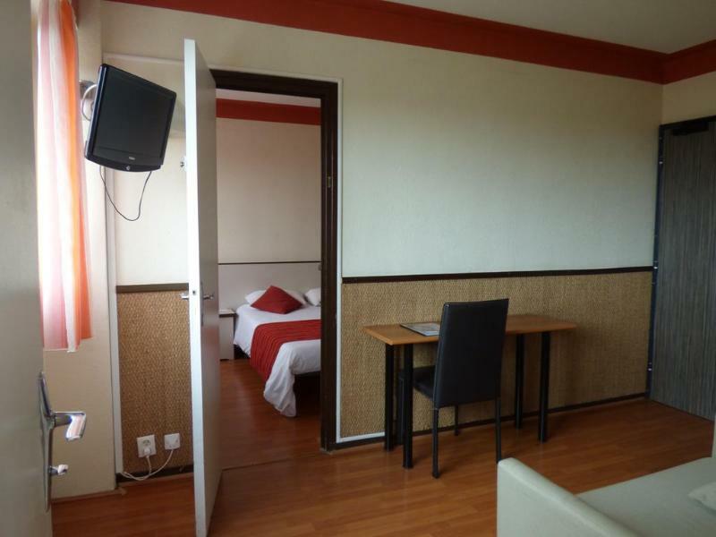 Cit'Hotel Escatel Mâcon Esterno foto